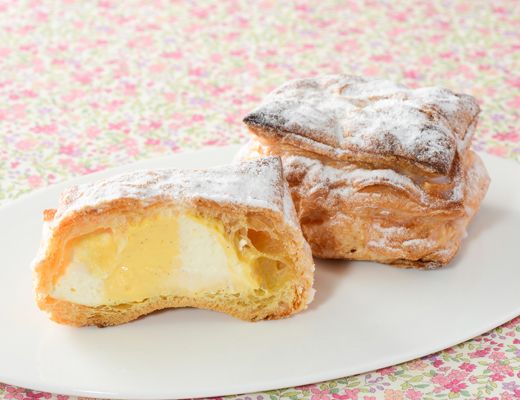 lawson-custard-eclair